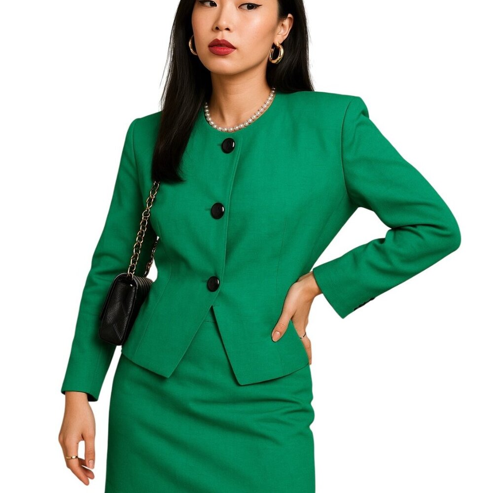 Jones New York 12 Two Pc Vintage Green Skirt Suit Set 1990s Button-Up Blazer